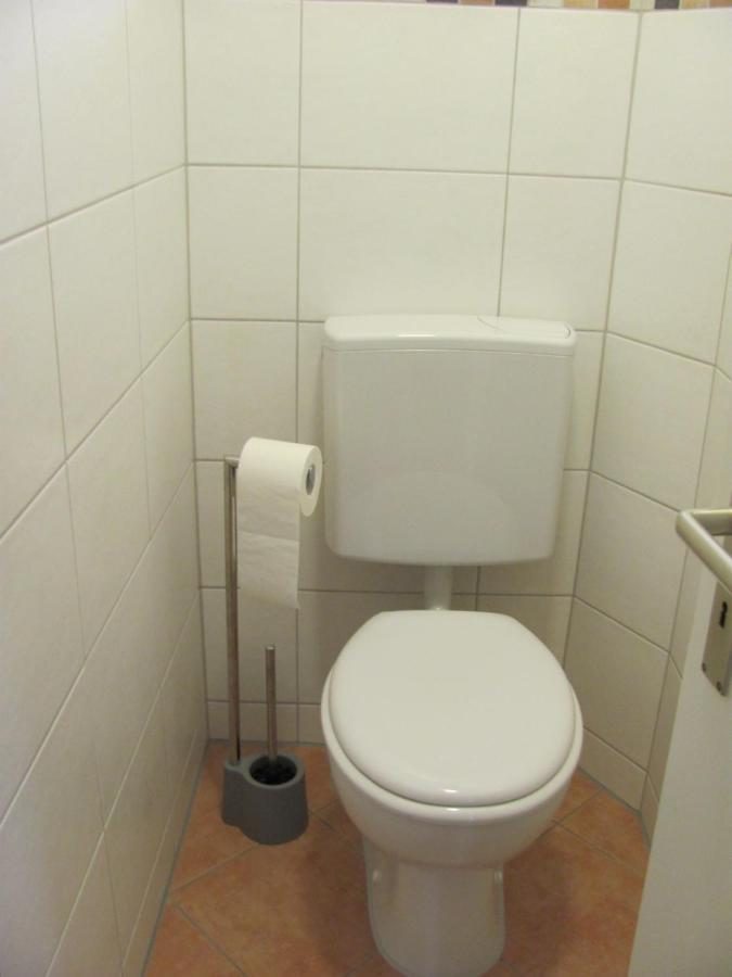 #1Gemuetliches Ruhiges Sonniges Balkonzimmer Mit Gemeinschaftsbad W-Lan Airport Nah Late Night Check In Haus Nr 9,5 Trunkelsberg 외부 사진