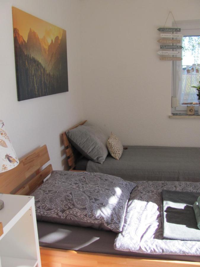 #1Gemuetliches Ruhiges Sonniges Balkonzimmer Mit Gemeinschaftsbad W-Lan Airport Nah Late Night Check In Haus Nr 9,5 Trunkelsberg 외부 사진